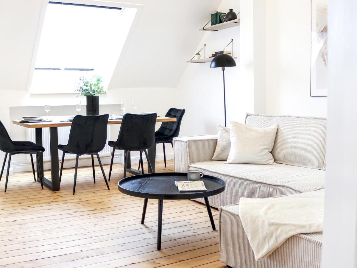 Lightplace • Design • Boxspring • Kueche • Homeoffice •City Nah ブラウンシュバイク エクステリア 写真